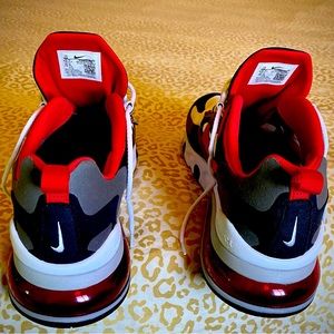 COPY - Nike Air Max 270
University Red Iron Grey (GS)